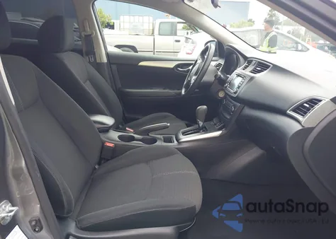 2018 Nissan Sentra S z USA, uszkodzony, nr VIN 3N1AB7AP4JY271088